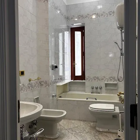 The Sea Bed & Breakfast 4*